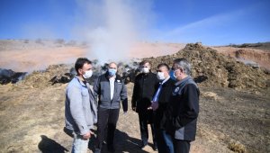 6 bin adet saman balyası yanan çiftçiye devlet sahip çıktı