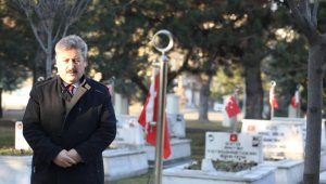 Başkan Palancıoğlu, Cuma sabahı Kartal Şehitliği'ni ziyaret etti