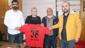 Berna Gözbaşı örnek oldu, Kayseri'de ikinci kadın kulüp başkanı göreve başladı