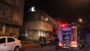 Kayseri'de boş dairede yangın
