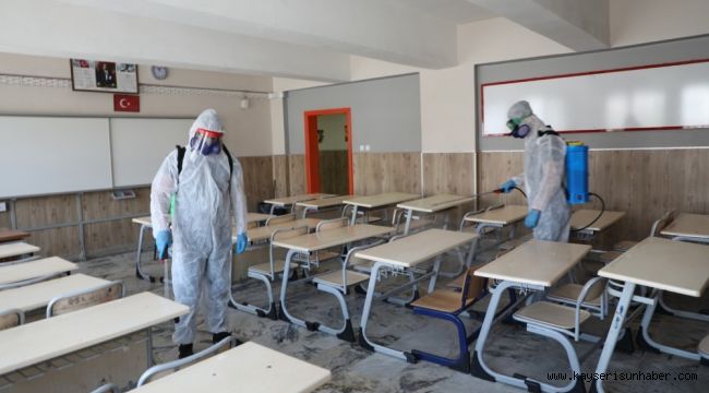 Melikgazi Belediyesi eğitim öncesi okulları dezenfekte etti