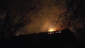 Müstakil evde çıkan yangın söndürüldü