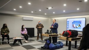 Talas Belediyesi'nden gençlere dağcılık eğitimi