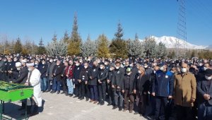 Trafik kazasında hayatını kaybeden Yağlıoğlu gözyaşları içinde toprağa verildi