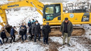Zincidere Göleti'nde kar altında çalışmalar
