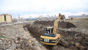 Bahçelievler Mahallesi'nde dere ıslahı yapılıyor