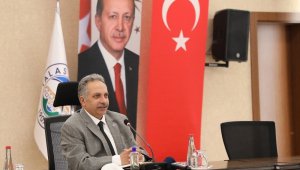 Başkan Yalçın: "Şehitlerimizle helalleşmek istiyorsak görevimizi en iyi şekilde yapmalıyız"