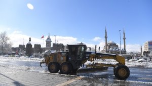 Büyükşehir ile yollar açık