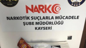Cips paketinden uyuşturucu çıktı