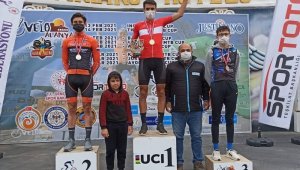 Furkan Akçam'dan büyük başarı