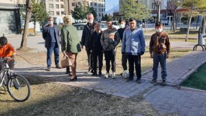 Gültepe'nin minikleri futbol sahası istedi