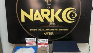 Kayseri'de 2 farklı uyuşturucu operasyonu: 3'ü yabancı uyruklu 5 gözaltı