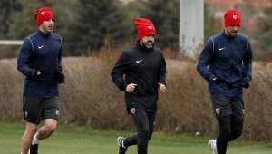 Maglica ve Uğur Demirok ayrı çalıştı