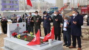 Şehit Özgür Çelik ve Şehit Ali Taşöz dualarla anıldı