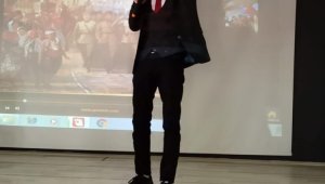 Tomarza'da İstiklal Marşı'nın Güzel Okuma Yarışması düzenlendi