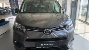 Toyota'nın yeni hafif ticarisi 'Proace City' lansman özel fiyatları ile alıcılarını bekliyor
