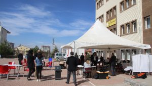 'Kan ver, can ver' dediler, Kızılay'a kan bağışında bulundular