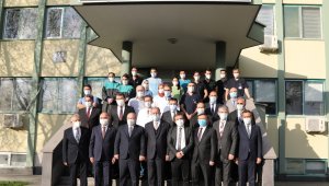Bakan Akar ile Bakan Varank, ERÜ'nün Covid-19 aşısı hakkında bilgi aldı