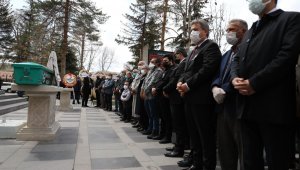 Gazeteci Veli Altınkaya son yolculuğuna uğurlandı