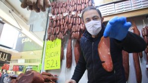 Kayseri'de pastırmacılarda 'Ramazan' yoğunluğu