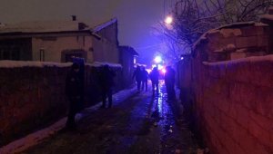 Kayseri'de sobadan sızan karbonmonoksitten 3 kişi zehirlendi