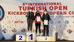 Kayserili Kickboksçular Antalya'dan 20 madalya ile döndü
