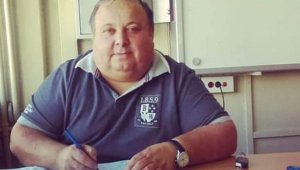 Orhan öğretmen kalbine yenik düştü