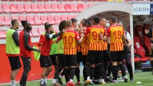 Paz ile Melih ilk gollerini attı