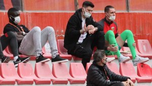 Sapunaru ve Luckassen kadroda yer almadı