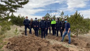 Tomarza'da Türk Polis Teşkilatının 176. yıl dönümünde 176 fidan toprakla buluşturuldu