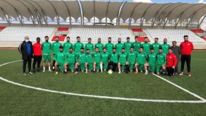 Yahyalıspor'un Kırşehir kampı başladı