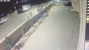 2 otomobile çarpıp yaralı halde kaçan sürücü güvenlik kameralarına yakalandı