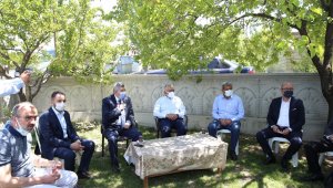 Başkan Büyükkılıç Bünyan'da Şehit Cennet Yiğit'in ailesiyle bayramlaştı