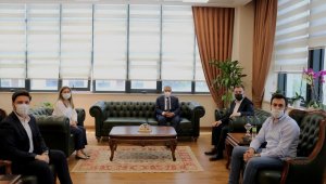 Başkan Büyükkılıç, Demokrasi Adası'nda toplantıya katılacak