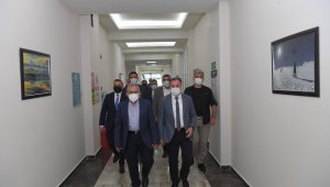 Başkan Büyükkılıç, Hacılar Belediye Başkanı Özdoğan'ı ziyaret etti