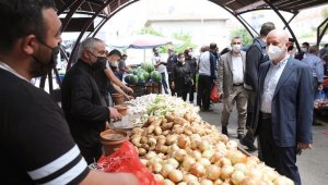 Başkan Çolakbayrakdar Kocasinan'ın 10 farklı noktasında pazar yerini denetledi