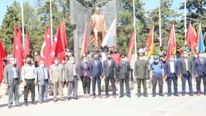 Develi'de gençlik yürüyüşü