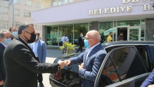 Kayseri Milletvekili İsmail Tamer Develi'yi ziyaret etti