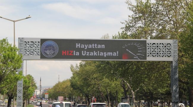 Kayseri'de trafikte farkındalık oluşturuluyor