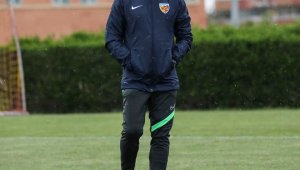 Kayserispor teknik direktörü Koşukavak: "3 puana endekslendik"