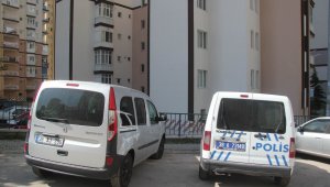 11. kattan düşen genç hayatını kaybetti