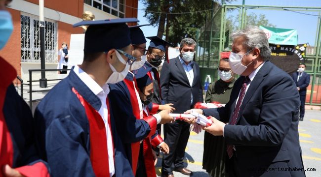 Başkan Palancıoğlu özel öğrencilerin mezuniyet törenine katıldı