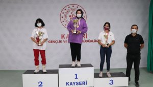 Dart turnuvası sona erdi