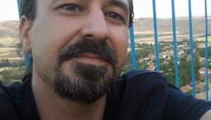 Evinde ölü bulundu