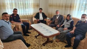 Kaymakam Cebeci şehit ailesini ziyaret etti