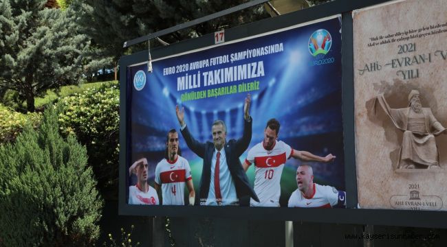 Kayseri Üniversitesi'nden Milli Takımımıza Billboardla Destek
