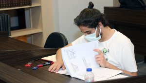 Öğrenciler sınava Talas'ın kütüphanelerinde hazırlanıyor