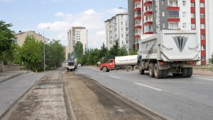 Talas Çimenli Caddesi'nde yenileme çalışması