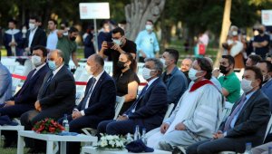 Abdullah Gül Üniversitesi 4. mezunlarını verdi