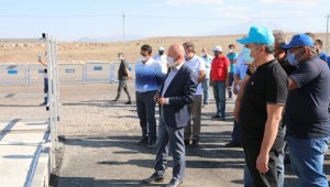 Başkan Çolakbayrakdar kurban kesim yerinde